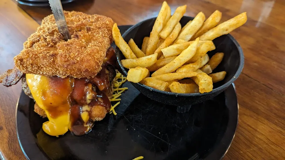 BBQ Mac & Cheese Burger