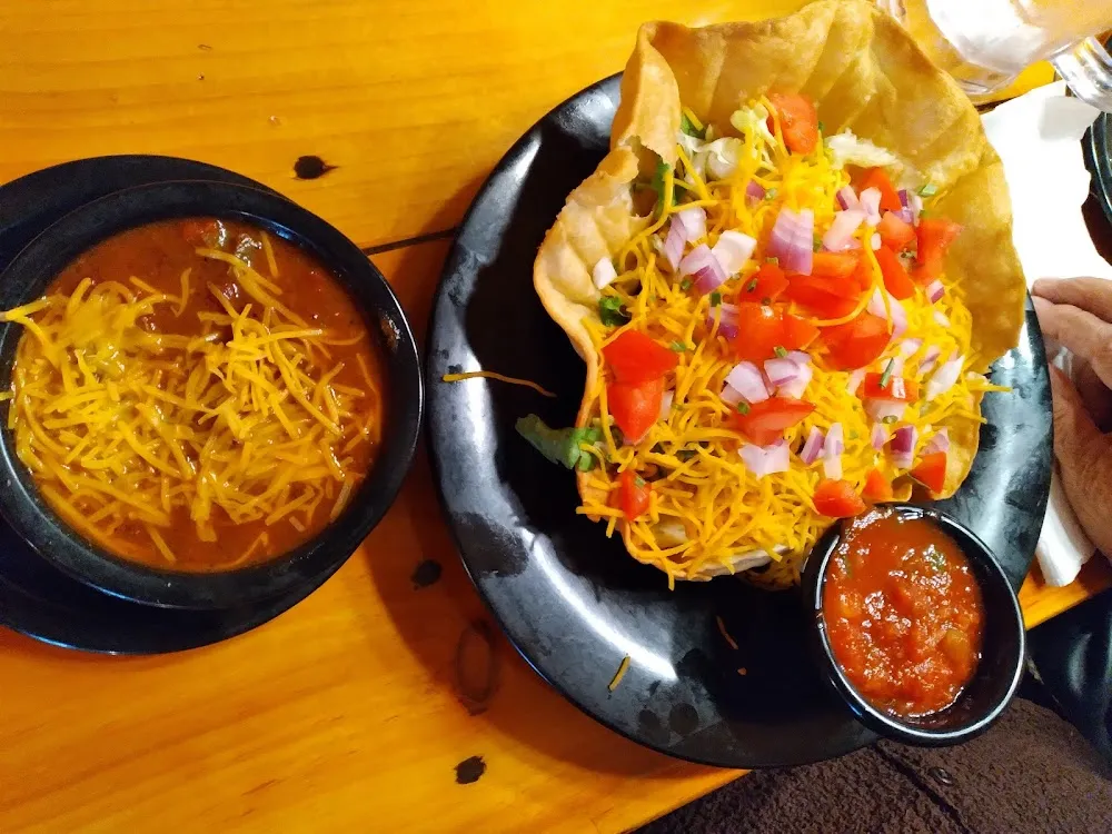 Taco Salad with Chilli